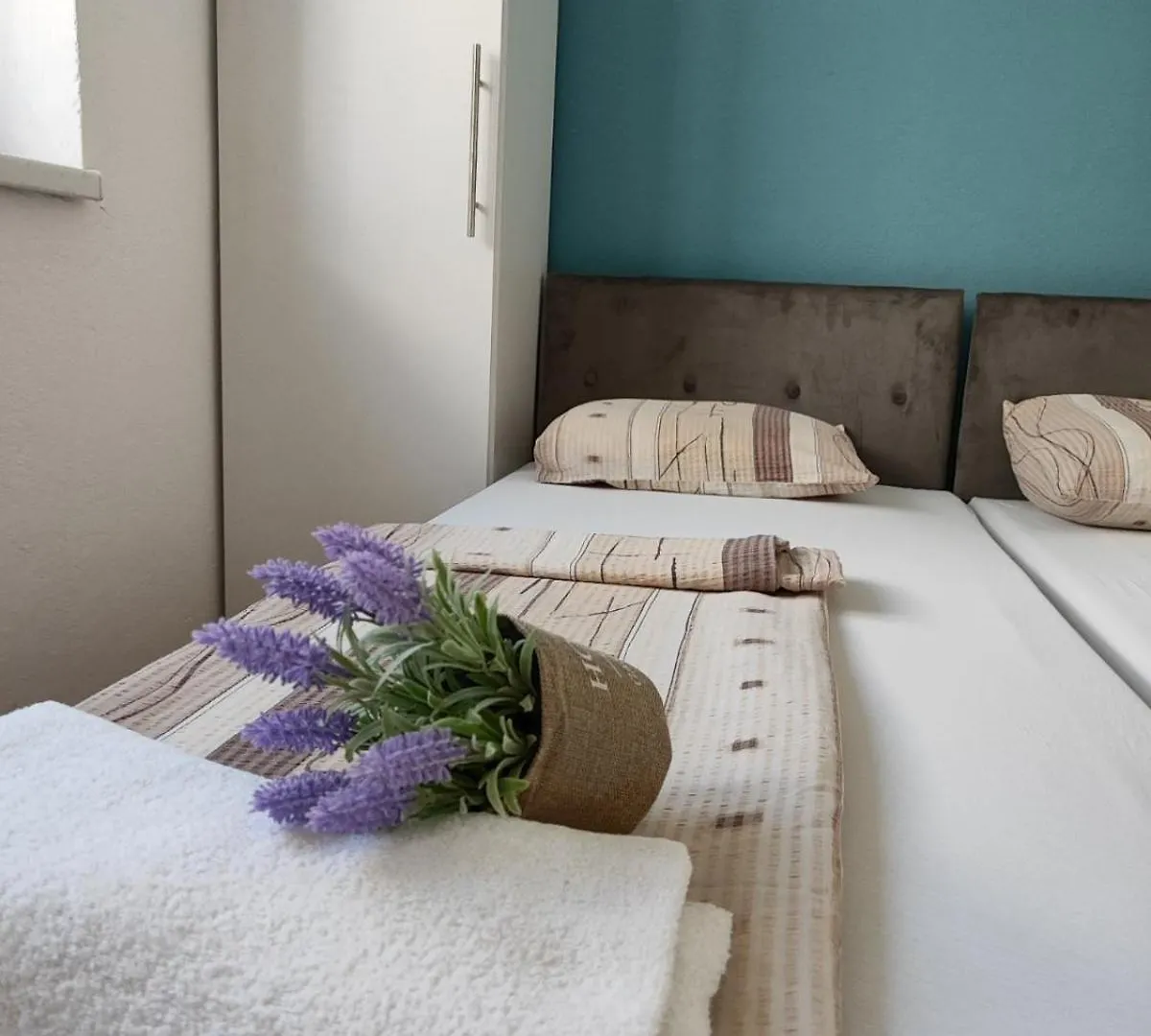 Apartment Apartmani Nada Drage